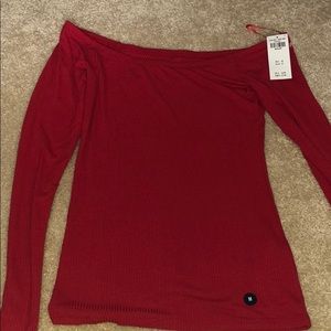 hollister red off the shoulder long sleeve shirt